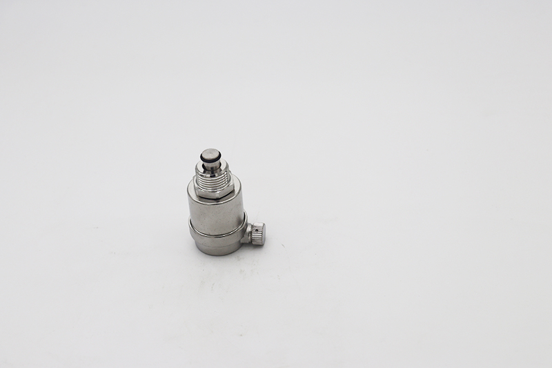 Automatic exhaust valve